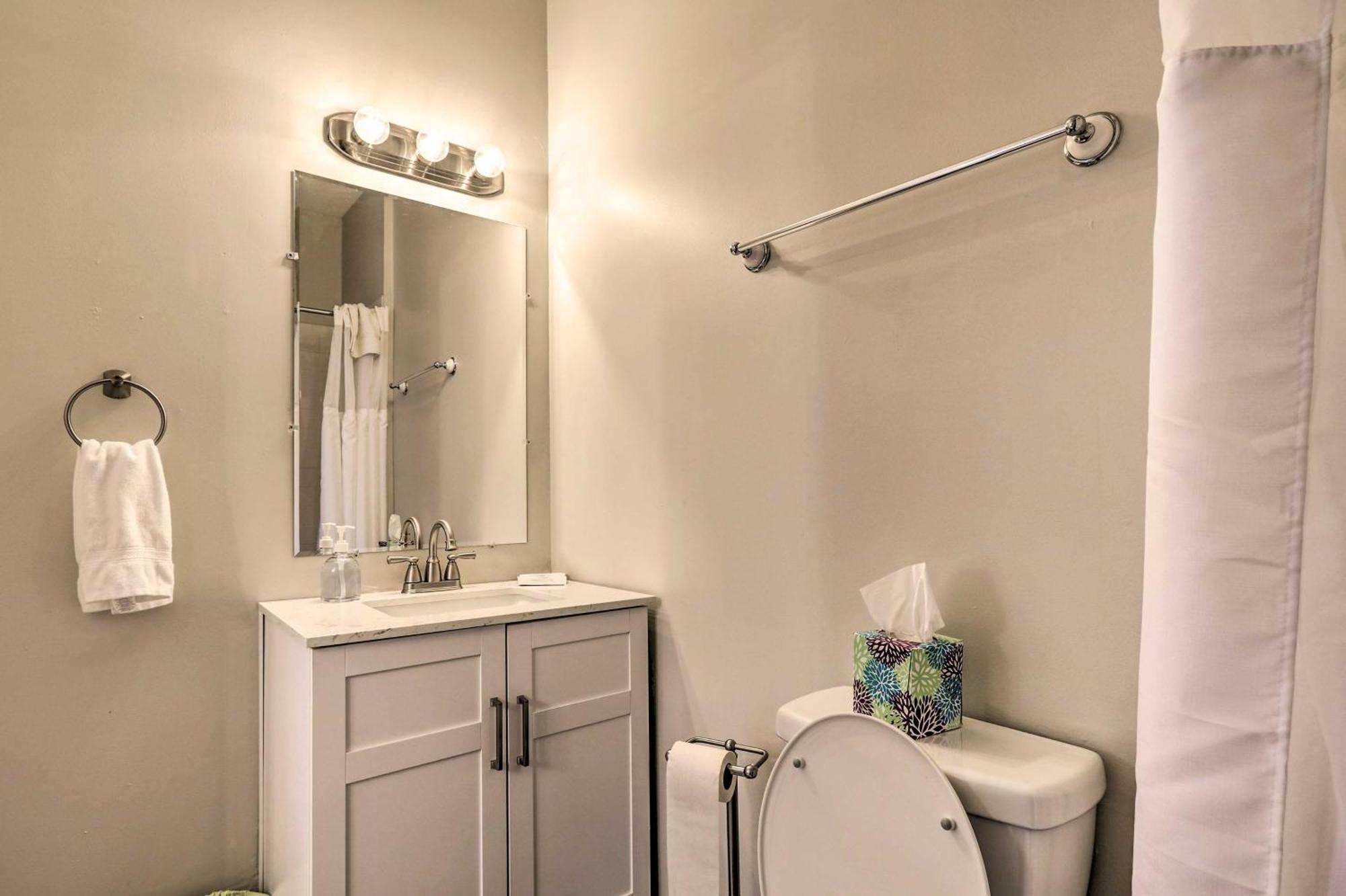 Pet-Friendly Condo With Deck About 3 Mi To Dtwn! 신시내티 외부 사진